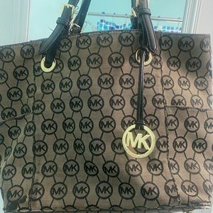 Michael Kors purse